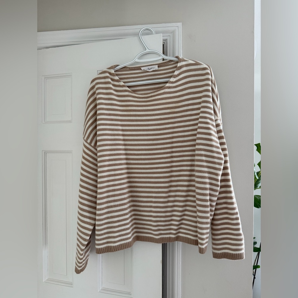 CARLY JEAN LOS ANGELES WESLEY SWEATER